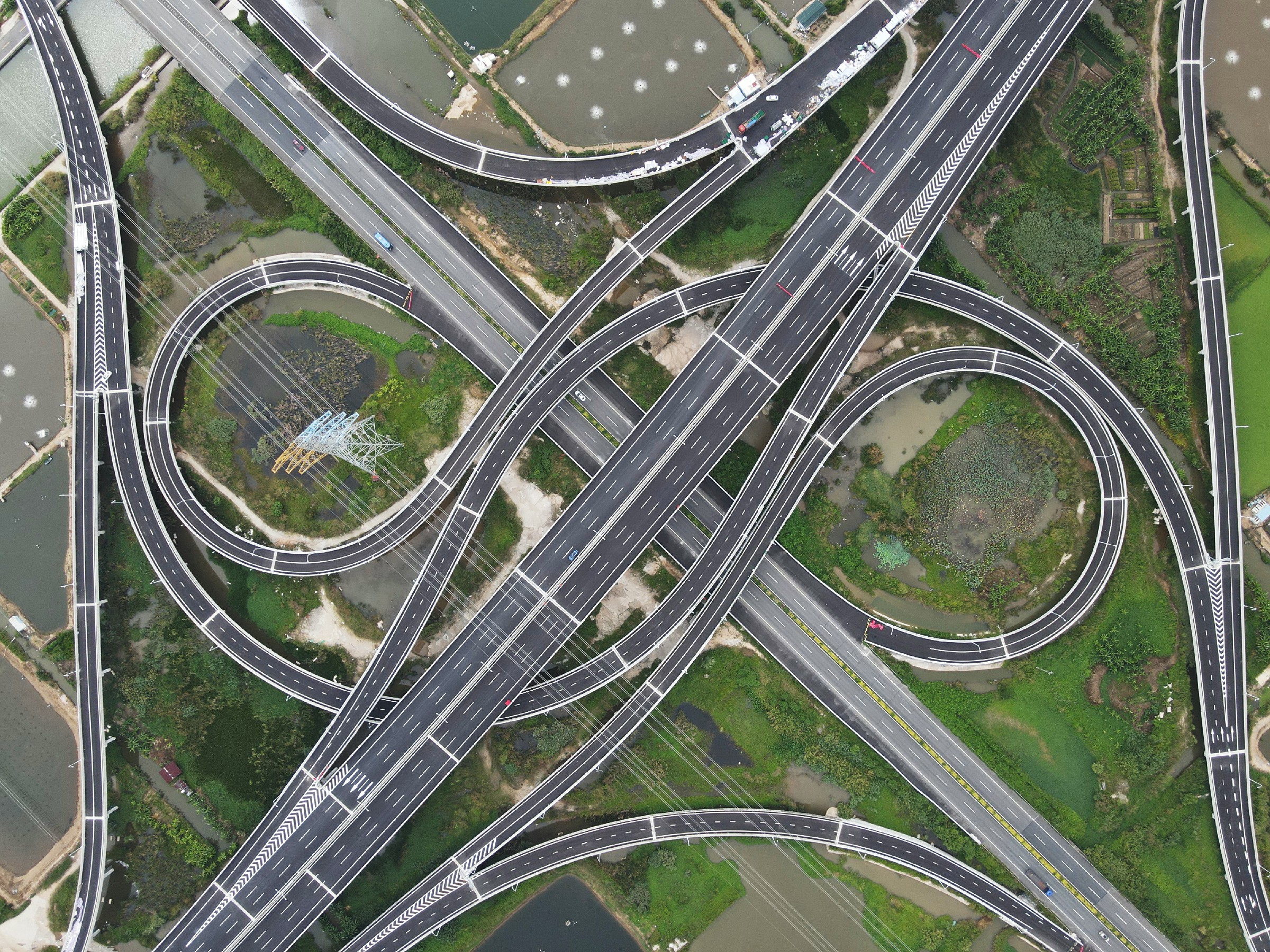 2022年11月6日在台风中逆流而上,在风雨中追逐彩虹。 珠海市香海大桥项目正式通车3 2022年11月6日在台风中逆流而上,在风雨中追逐彩虹。 珠海市香海大桥项目正式通车3