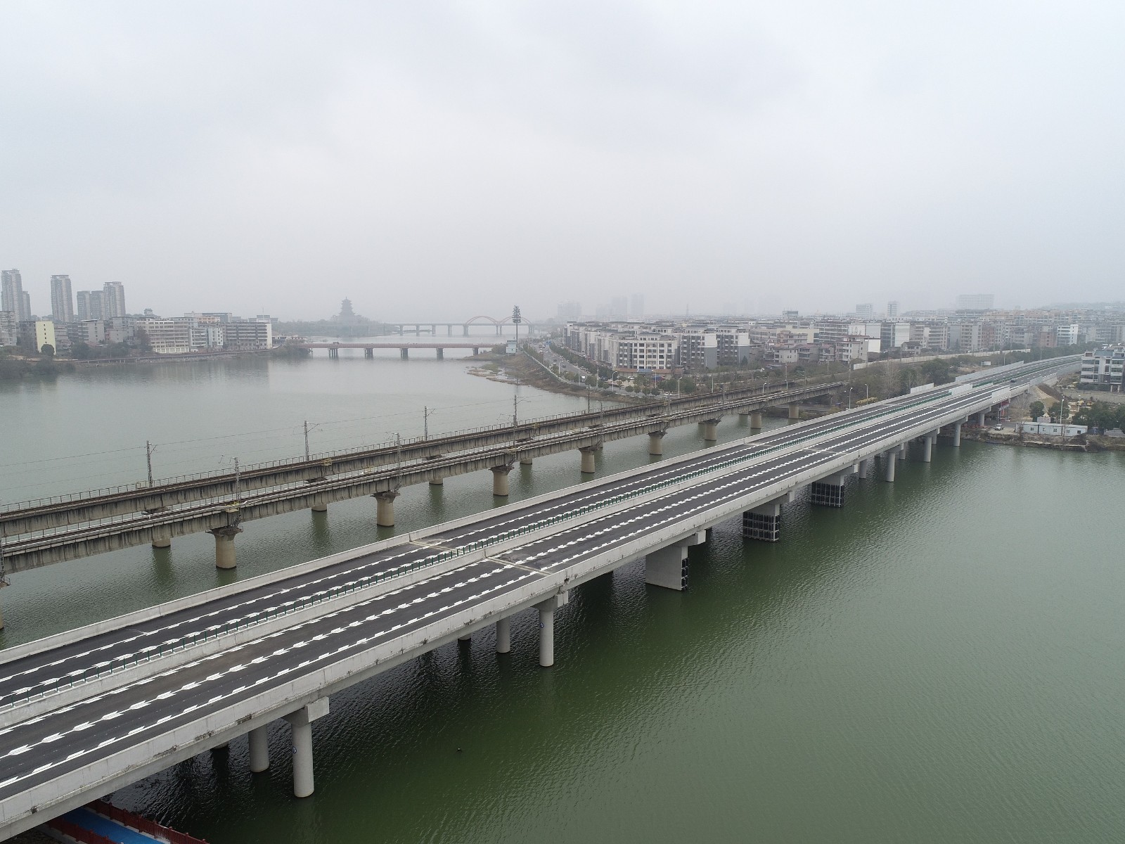 c294e679d25fa83ea3b475db73d6523